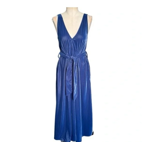 & Other Stories - Blue Velvet Midi Dress w Belt - Picture 2 of 7